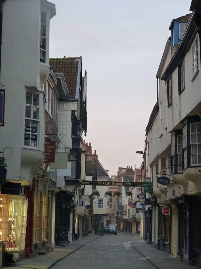 Apartment 1 Bootham Bar York Exterior photo
